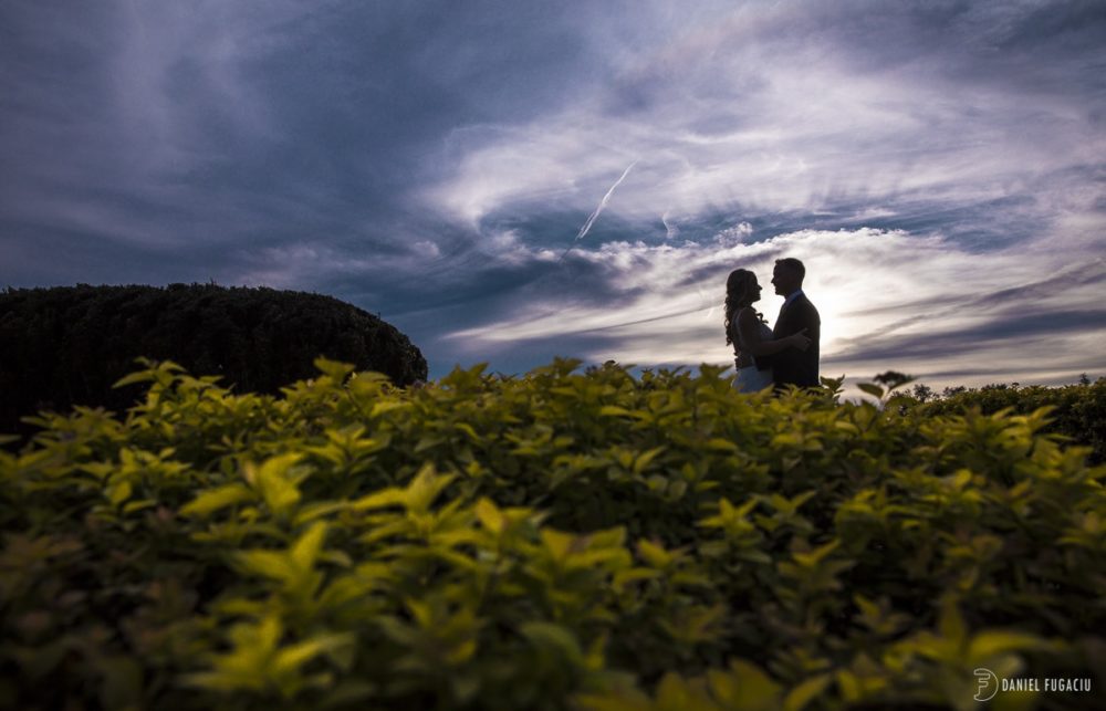 Penn Oaks summer wedding